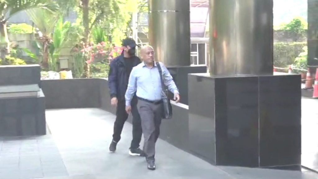 Beredar Video Diduga Bupati Sidoarjo Gus Muhdlor saat Datangi Gedung KPK